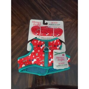 NEW WITH TAGS MERRY AND BRIGHT CAT VEST HARNESS AND LEASH